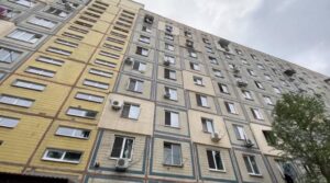 Девятиэтажку в Покровском районе Днепра преобразили ремонтом (Видео)