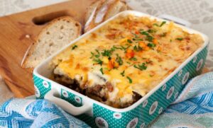 Мусака по-гречески: рецепт изысканной старинной запеканки