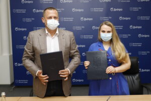 Обновляют мосты, развязки, дорожное покрытие: на трассе между  Днепром и Павлоградом продолжается масштабный ремонт