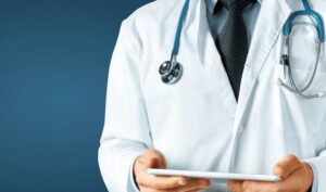 Врачи развеяли четыре связанных с вакцинацией мифа