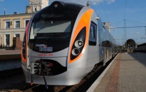 Днепряне смогут добраться в Киев в новых вагонах от “Укрзалізниці” (фото)