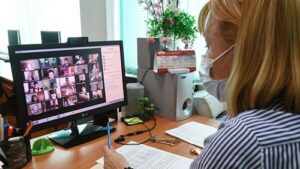 В МОЗ озвучили условия, при которых в Украине возобновят дистанционное обучение