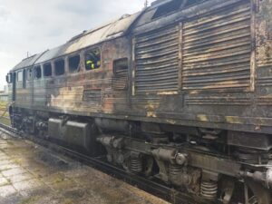 В Ровенской области на ходу загорелся поезд (Фото, видео)