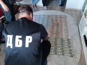 В Днепре сотрудник тюрьмы попался на продаже метадона