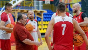 БК Прометей приступил к тренировкам в новом зале в Слобожанском