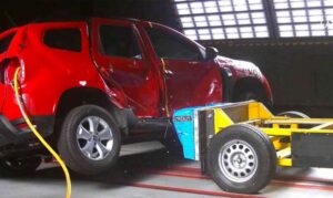 Renault Duster провалил краш-тест (видео)