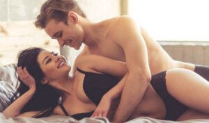 Ученые назвали болезни, которые способен излечить секс