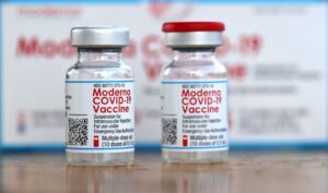 Moderna начала первую фазу испытаний вакцин от ВИЧ