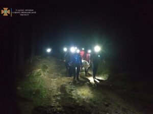 В Карпатах в результате взрыва погибли двое туристов, еще четверо пострадали (Фото)