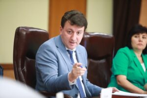 Глава Запорожской ОГА предложил подать в суд на Россию
