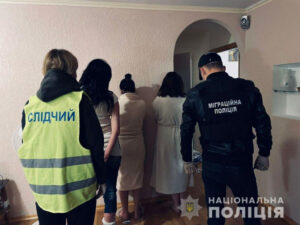 В Днепре и Киеве разоблачили масштабную группировку сутенеров