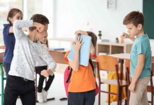 Ужасные последствия детского буллинга