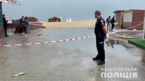 На курорте Одесской области в одном из баров застрелили мужчину: подозреваемый задержан (Фото, видео)