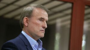 Медведчуку продлили меру пресечения: решение суда