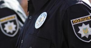 В Днепре мужчина забрался в квартиру и ограбил местного жителя угрожая ему (Фото)