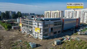 В Слобожанском возводят новый спорткомплекс: на каком этапе работы