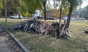 Не многоэтажка и не ларьки: Филатов рассказал, что построят напротив “Салюта”