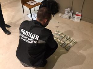 Выманили 7,5 миллионов долларов: в Украине разоблачили мошеннические call-центры (Фото)