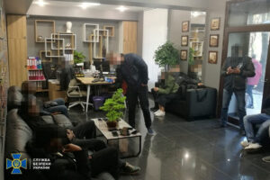 В Днепре разоблачили “поставщиков” нелегалов из террористических стран