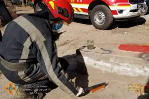 В Кривом Роге прямо на улице разлили более килограмма ртути