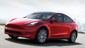 Tesla снова подняла цену на свои популярные модели: сколько нужно выложить за авто