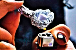 Употребили “соль”: полицейский в Каменском спас двух девочек
