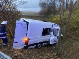 В Харьковской области произошла крупная авария: три человека погибли, еще трое ранены (Фото)