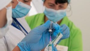 В Днепре открылся еще один пункт массовой вакцинации