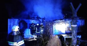 В Днепровском районе сгорел частный дом: погибла женщина
