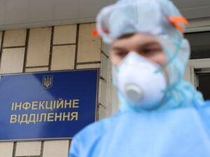 “Не умер ни один вакцинированный пациент”, – главврач больницы Мечникова рассказал о ситуации с коронавирусом