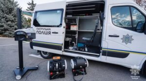 С 12 ноября полиция начнет проводить придорожный техосмотр автомобилей