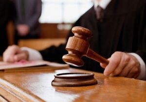 Сбил семью на пешеходном переходе: в Каменском вынесли приговор виновнику смертельного ДТП