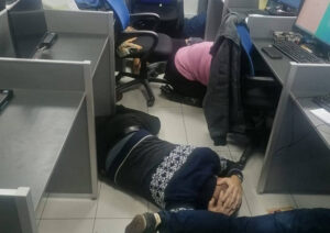 В Днепре задержали работников колл-центра, которые запугивали людей