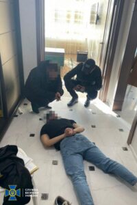Днепровские правоохранители обнаружили поставщиков поддельных COVID-сертификатов