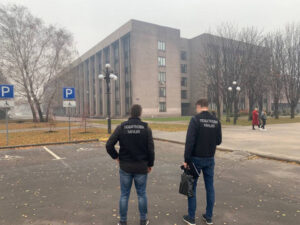Фискалы ищут доказательства хищения бюджета в горсовете Кривого Рога