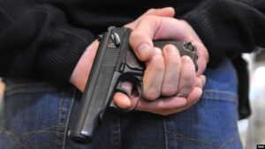 На Днепропетровщине мужчина пытался ограбить продуктовый магазин