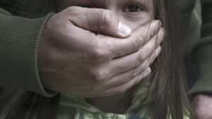 Заклеил рот скотчем и изнасиловал: педагог школы-интерната поиздевался на 7-классницей