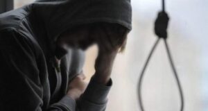 На Днепропетровщине парень повесился после смерти отца