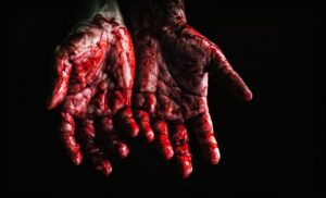 В Днепре психически больной мужчина порезал себя