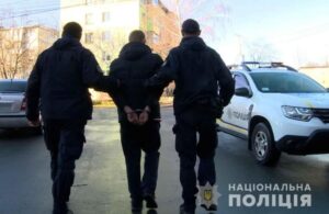 В Винницкой области учителя подозревают в растлении несовершеннолетних: его задержали (Фото, видео)