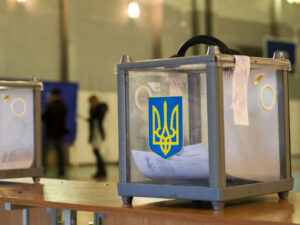 За сколько украинцы готовы “продать” свой голос на выборах: результаты исследования