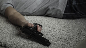 В Волынской области 28-летний полицейский застрелился в туалете