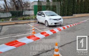 На парковке отеля в Кривом Роге искали взрывчатку