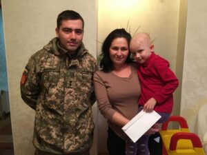 Украинские военные отдали свою премию на лечение онкобольного ребенка