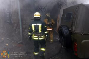 В Никополе мужчина поджег себя в собственном доме