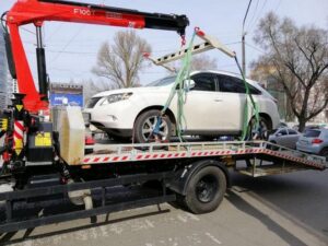 Сколько за год эвакуировано автомобилей с улиц Днепра