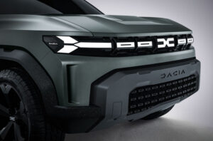 В Dacia анонсировали новый кроссовер: когда он появится на рынке
