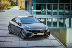 Первый электромобиль Mercedes-AMG начали продавать в Украине