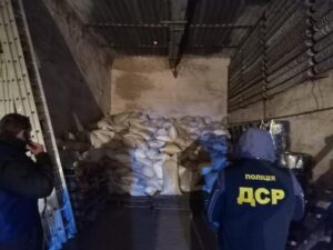 В Сумской области на государственном предприятии выращивали каннабис: изъято более пяти тонн (Фото)