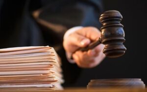 Задушил женщину ради легкой наживы: жителя Синельниково приговорили к пожизненному заключению